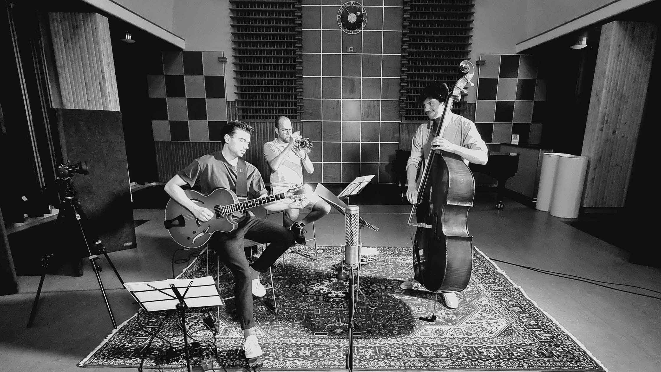 Gidon Nunes Vaz Trio - One-Mic Recording at Sound Liaison